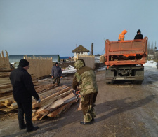 Машина со строительными материалами отправились из Воробьёвского района к нашим бойцам