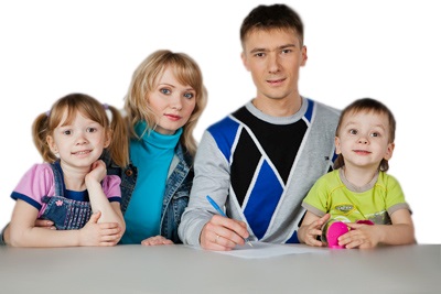 Пенсионный фонд принимает заявления на выплату 25 000 рублей из средств материнского капитала